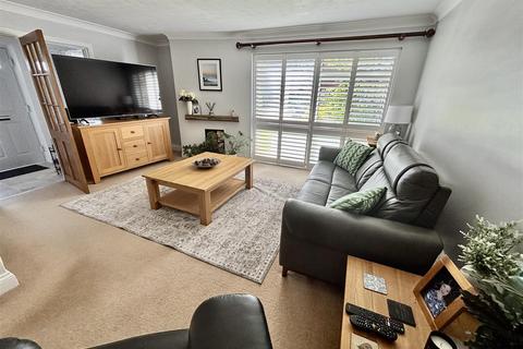 undefined, Ravenstone Road, Surrey GU15