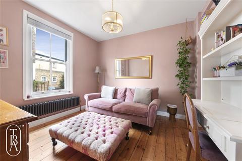 undefined, Salmon Lane, London, E14