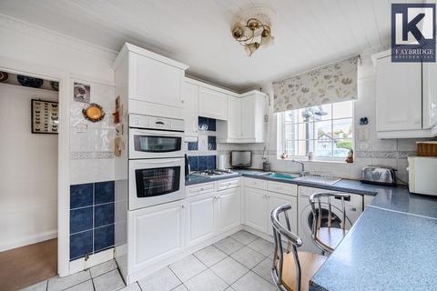 41 Tealing Drive, Epsom, KT19 0JS