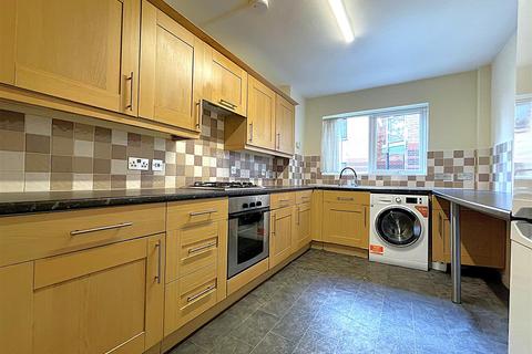 2 bedroom apartment for sale, Blyth Road, Bromley, BR1