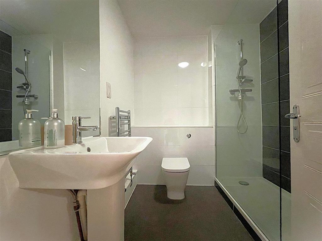 En Suite.jpg