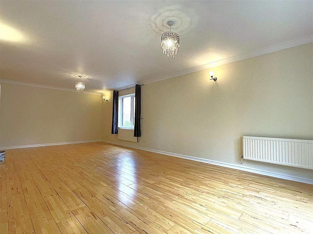 Lounge.1.jpg