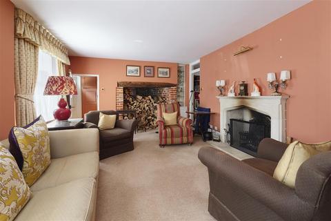 4 bedroom end of terrace house to rent, Fern Cottage, Taylors Hill, Chilham