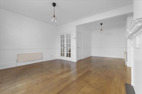 3 bedroom maisonette to rent, Portobello Road, London, W11