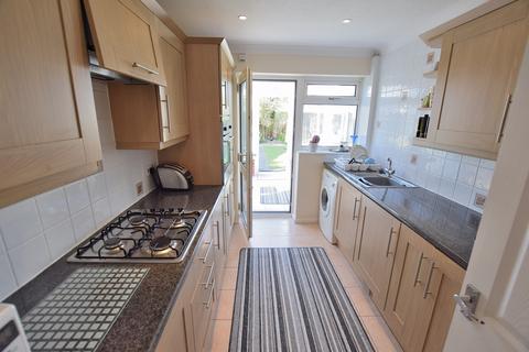 2 bedroom terraced bungalow for sale, Blair Close, New Milton, Hampshire. BH25 5UP
