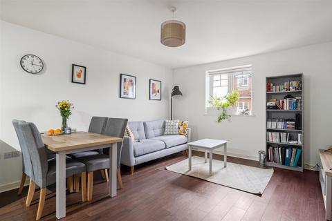 undefined, Schoolgate Drive, Morden SM4