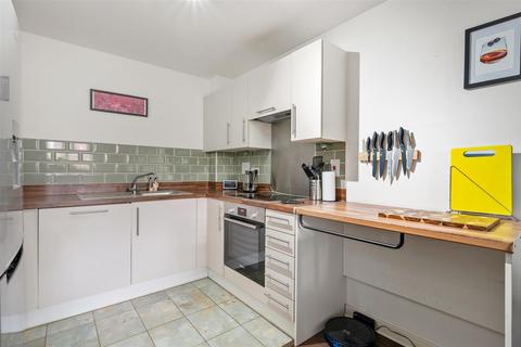 undefined, Schoolgate Drive, Morden SM4