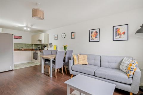 undefined, Schoolgate Drive, Morden SM4