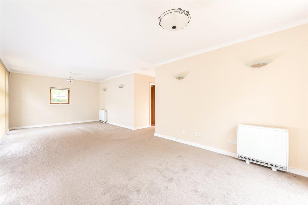 Sitting/Dining Room