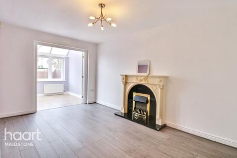 2 bedroom semi-detached bungalow for sale, Longfield Place, Maidstone