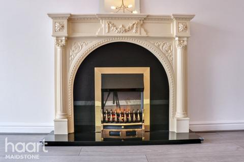 Longfield Place, Maidstone