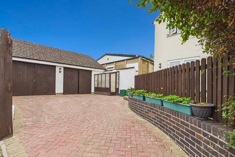 4 bedroom detached house for sale, Stevens Close, Stoney Stanton, Leicester