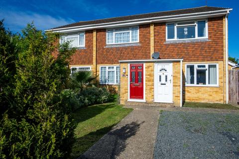 2 bedroom house for sale, Peartree Road, Herne Bay