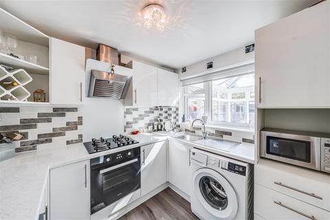 3 bedroom semi-detached house for sale, Ranworth Close, Erith