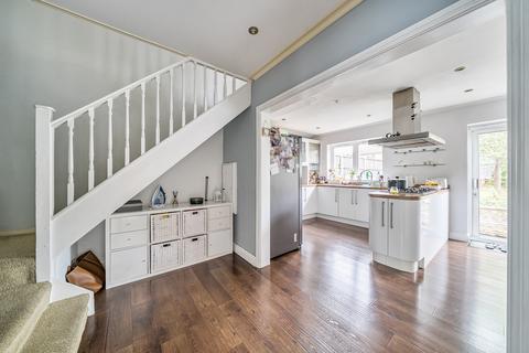 7 Acorn Grove, Ruislip, HA4 6PL