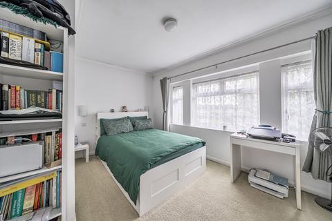 7 Acorn Grove, Ruislip, HA4 6PL