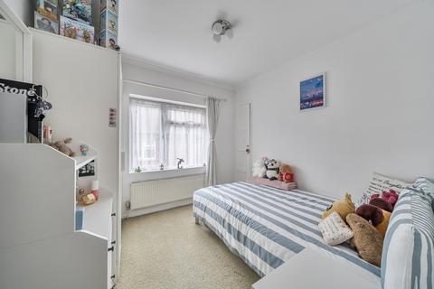 7 Acorn Grove, Ruislip, HA4 6PL