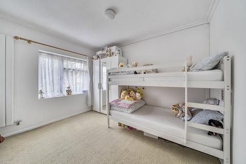 7 Acorn Grove, Ruislip, HA4 6PL