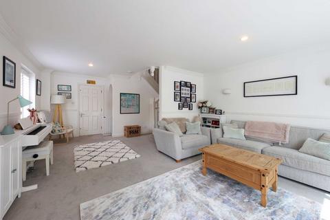 3 bedroom semi-detached house for sale, The Spinney, Beaconsfield, Buckinghamshire, HP9
