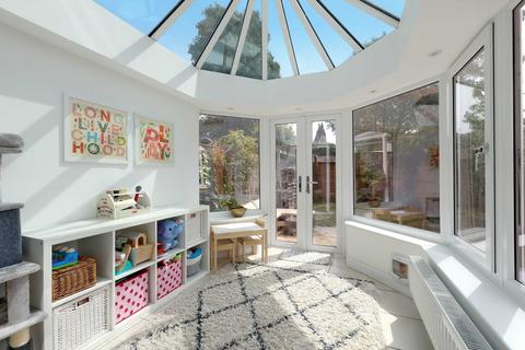 3 bedroom semi-detached house for sale, The Spinney, Beaconsfield, Buckinghamshire, HP9