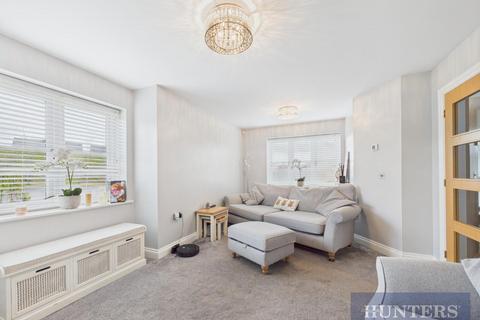 3 bedroom semi-detached house for sale, Ouzel Grove, Eastfield, Scarborough