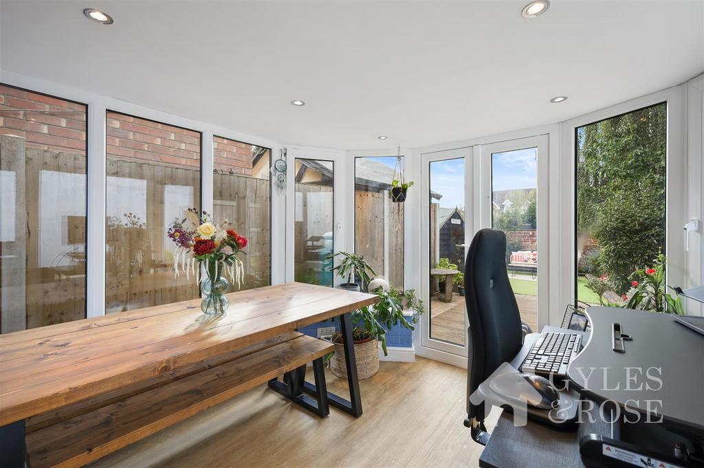 Garden room