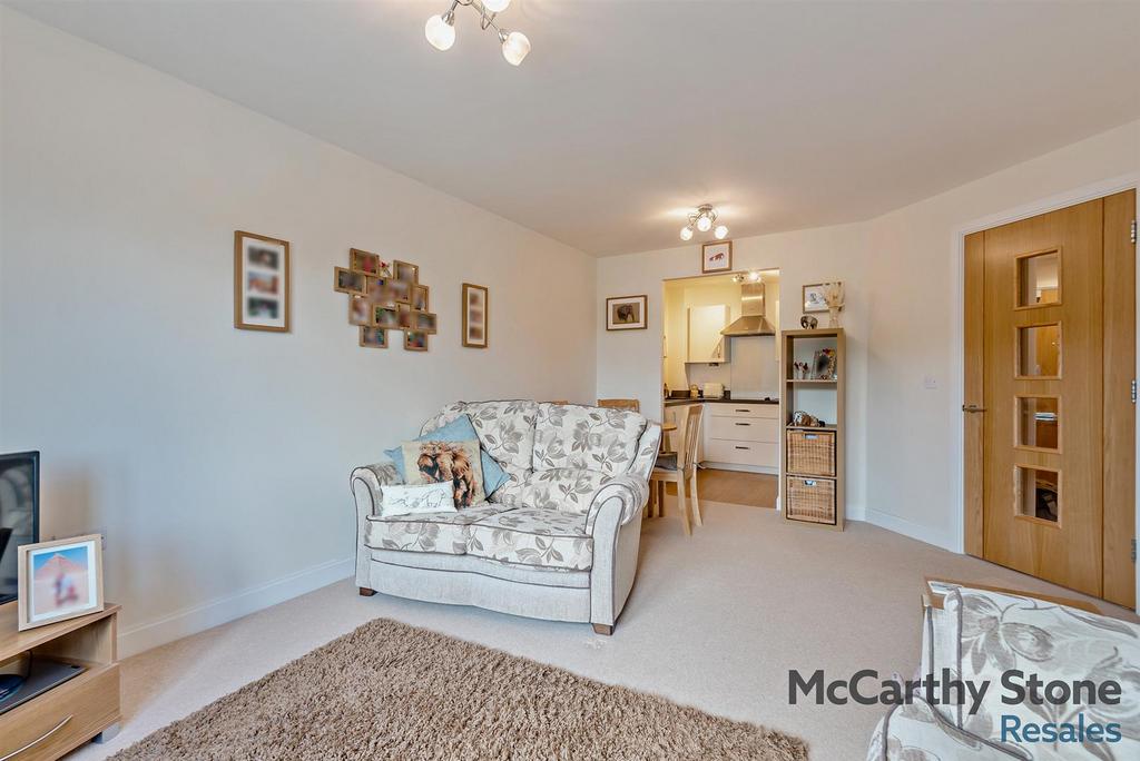 8661005-interior13-800.jpg