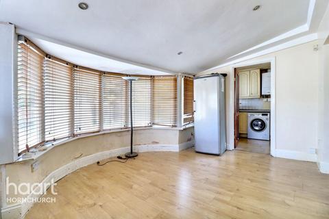 undefined, Ardleigh Close, Hornchurch