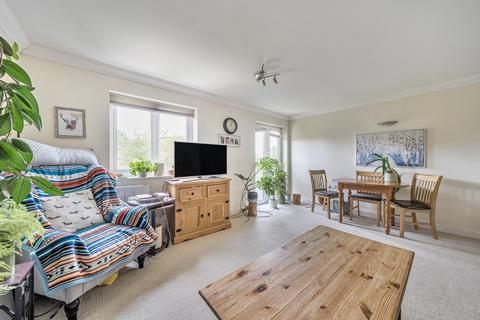 undefined, The Green, Shepperton, TW17