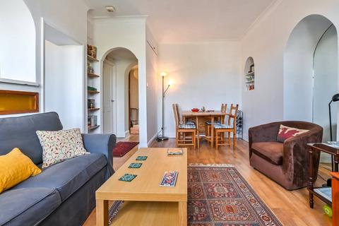 North Villas, Camden, London, NW1