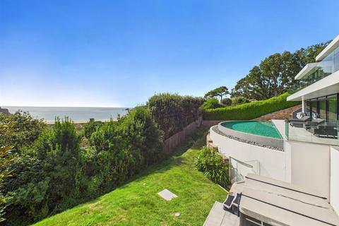 4 bedroom detached house for sale, An Exceptional Coastal Residence