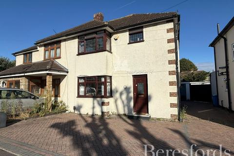 71 Laburnum Walk, Elm Park, Hornchurch, RM12 5RJ