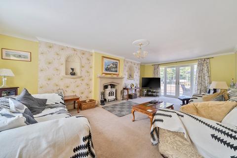 5 bedroom detached house for sale, New Road, Chiseldon, Swindon, SN4
