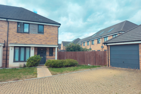 undefined, Henry Close, Welwyn Garden City AL7