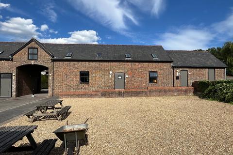 Office to rent, Holmsted Hl Cuckfield RH17 5JF