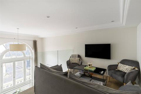 Flat 4, 39 Chilworth Mews, London, W2 3RG