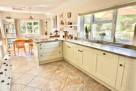 undefined, Church End, Tewkesbury GL20