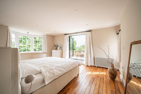 4 bedroom detached house for sale, Forest Road, Wokingham, Berkshire, RG40