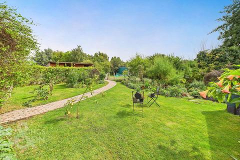 4 bedroom detached house for sale, The Street, Brockdish, Diss