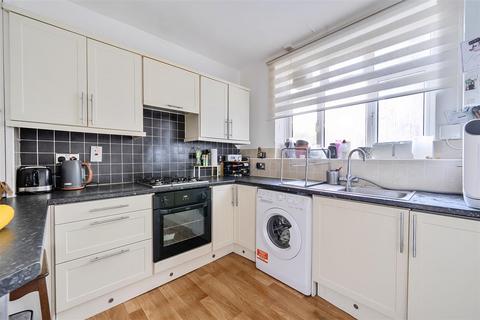 undefined, Maple Road, Surbiton