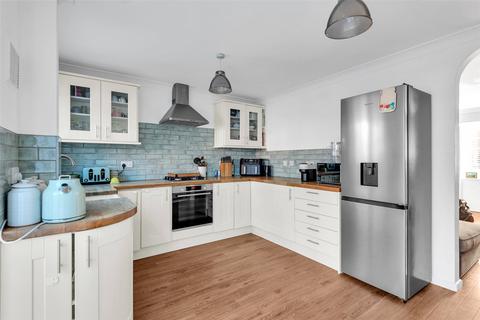 2 The Vyne, Bexleyheath, DA7 6DZ