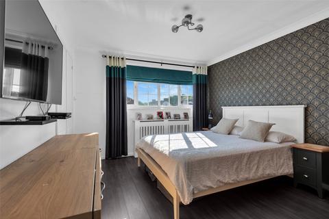 2 The Vyne, Bexleyheath, DA7 6DZ