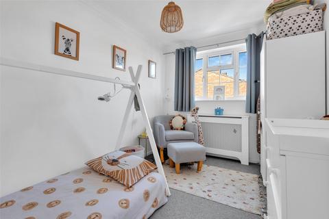 2 The Vyne, Bexleyheath, DA7 6DZ