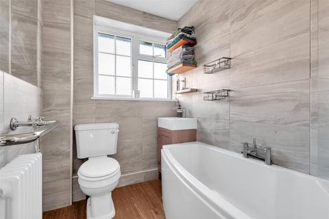 2 The Vyne, Bexleyheath, DA7 6DZ