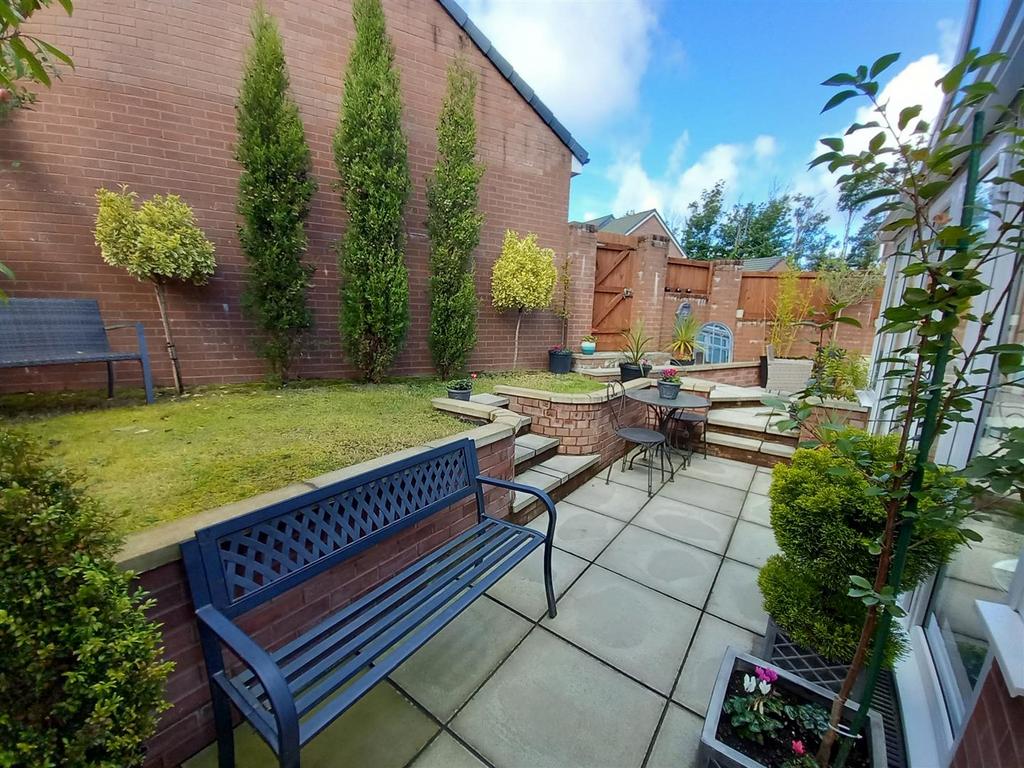 Sea Breeze Gdn 1.jpg