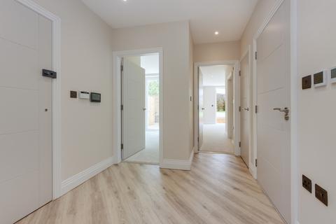 undefined, Hale Grove Gardens, Mill Hill, NW7