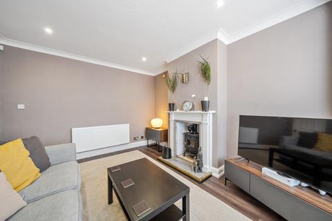 3 bedroom terraced house for sale, Manor Way, Surrey CR4