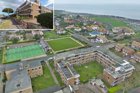 2 bedroom flat for sale, Beach Avenue, Birchington, Kent, CT7