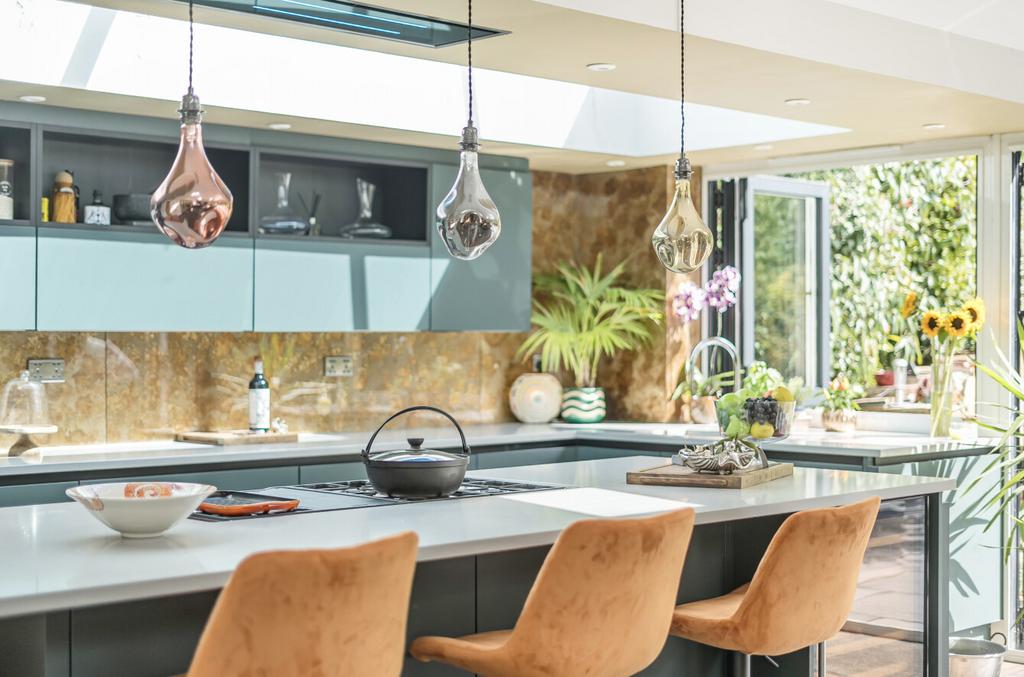 1341070-19-68bb1e...