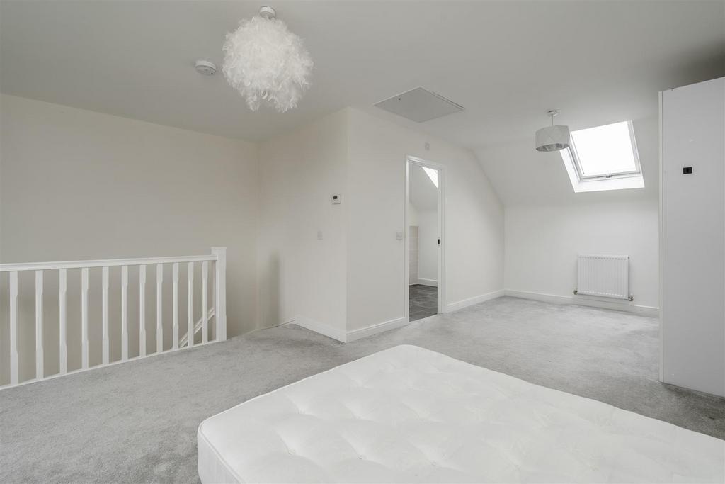 18 Kildare Close 4.jpg